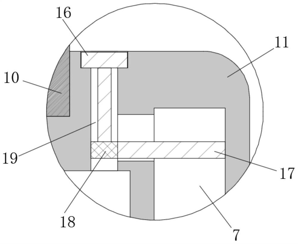 Teapot with automatic opening and closing function