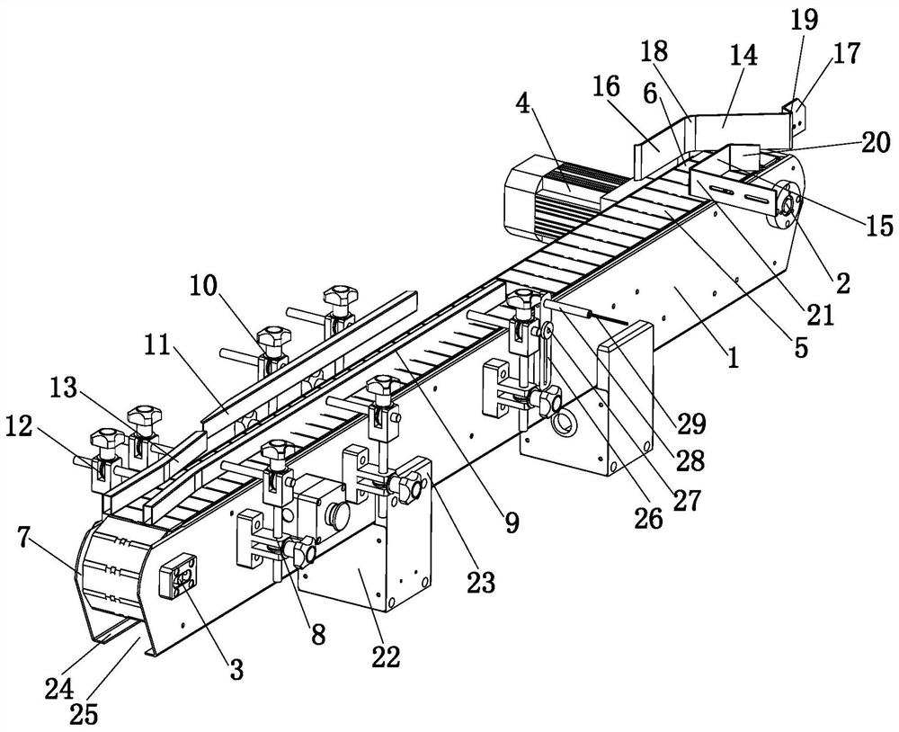 A piercing and dehydrating device for primary processing of laver