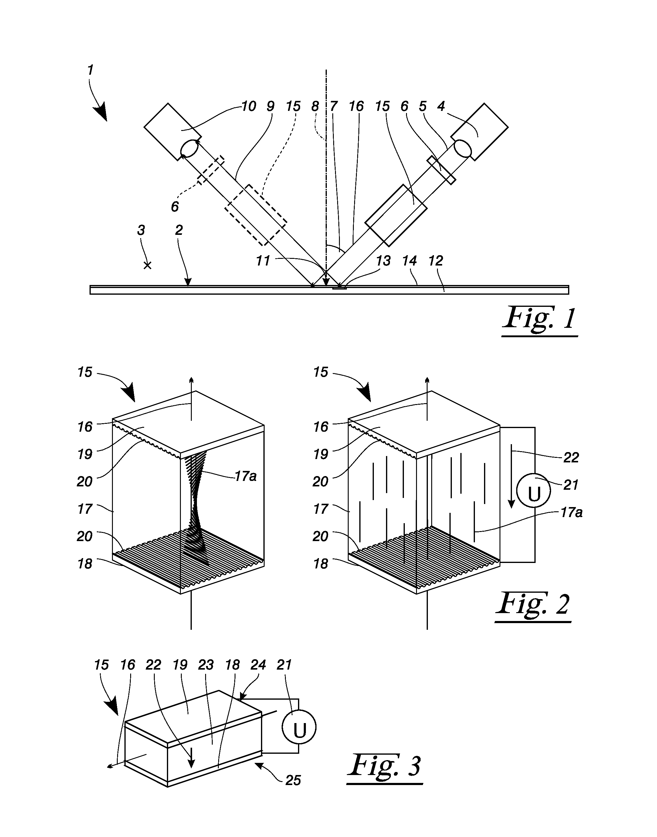 Sensor for capturing a moving material web