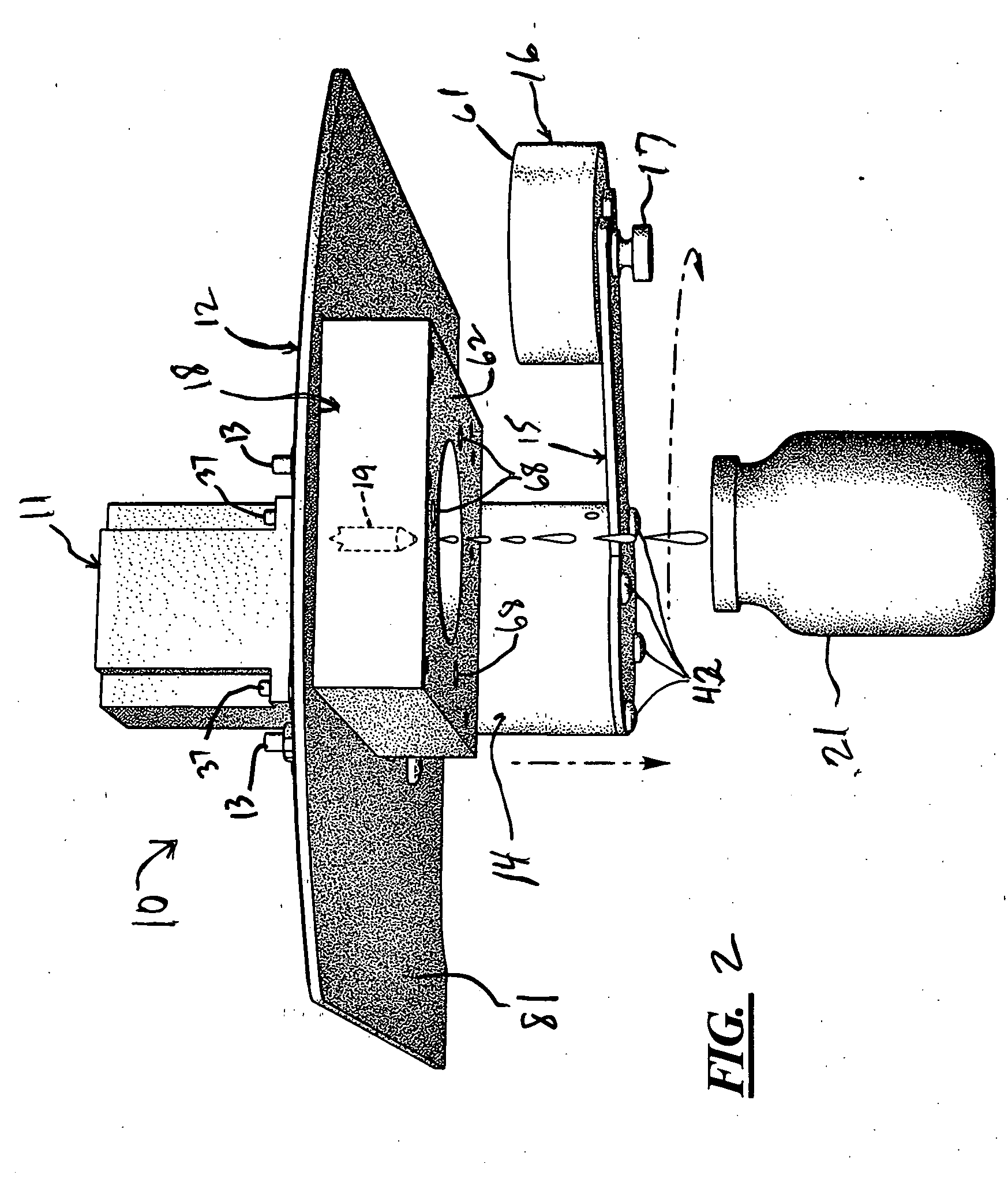 Articulated nozzle closure for fluid dispensers