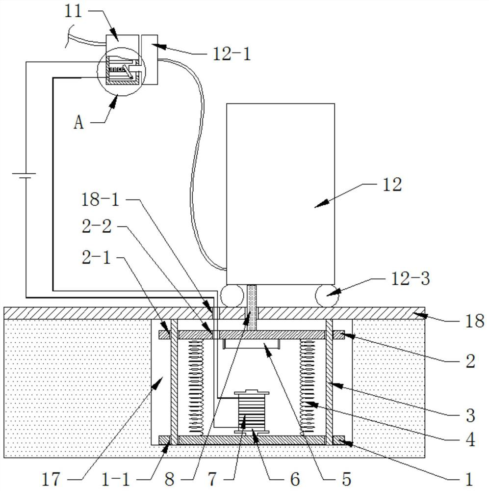 A power cord plug leakage prevention device for a server cabinet and using method thereof