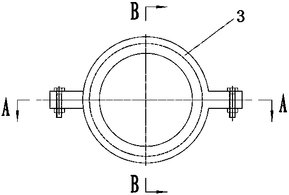 Snow sucking device connection structure of snow melting vehicle