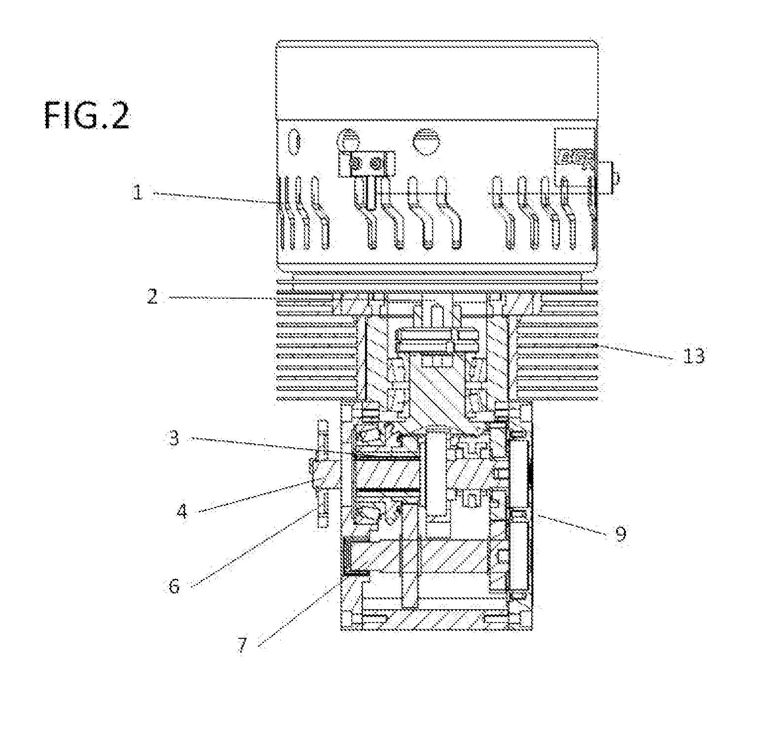 Vehicle Traction Device and Vehicle Incorporating Same