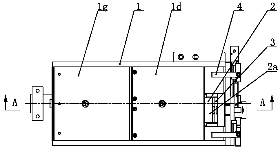 A feeding mechanism for short cylindrical materials