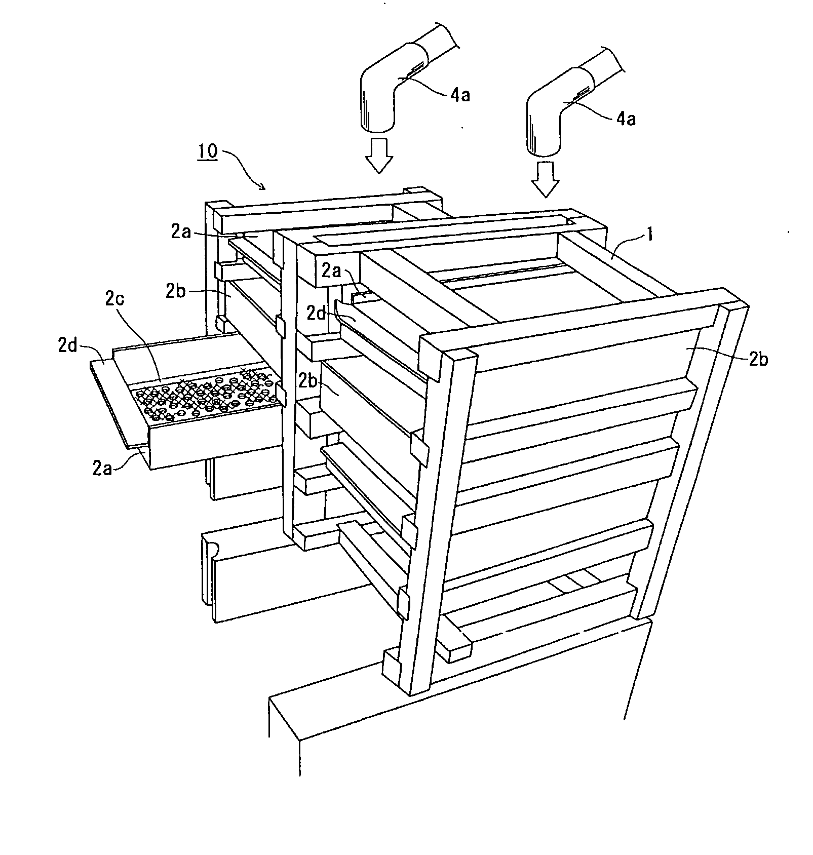 Multi-level aquaculture device for benthic organisms such as bivalves, aquaculture method, and biofilter using same