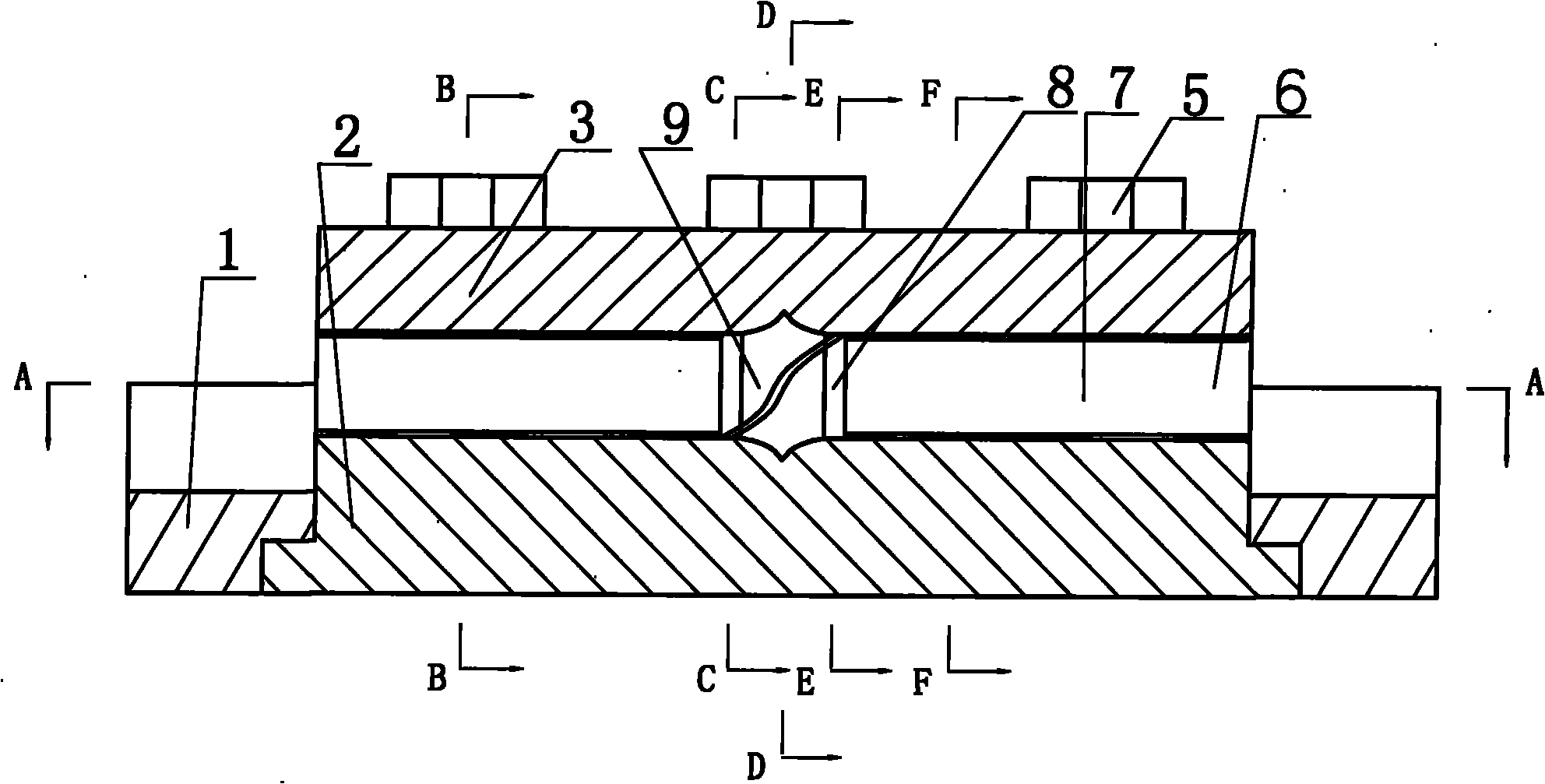 Extrusion die with an equal-passage spiral cavity for molding magnesium alloy square rods and extrusion method