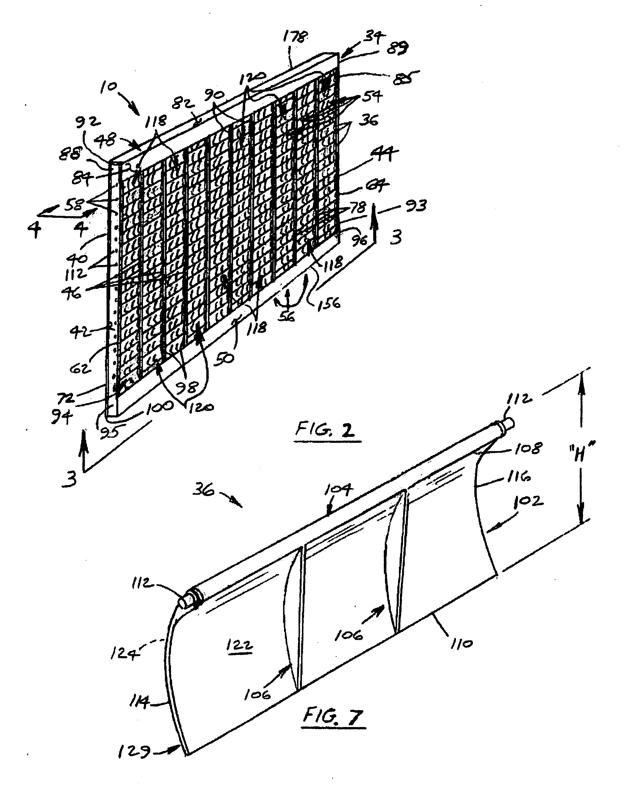 Louvered spray guard for trapping overspray during spray washing of silk screens