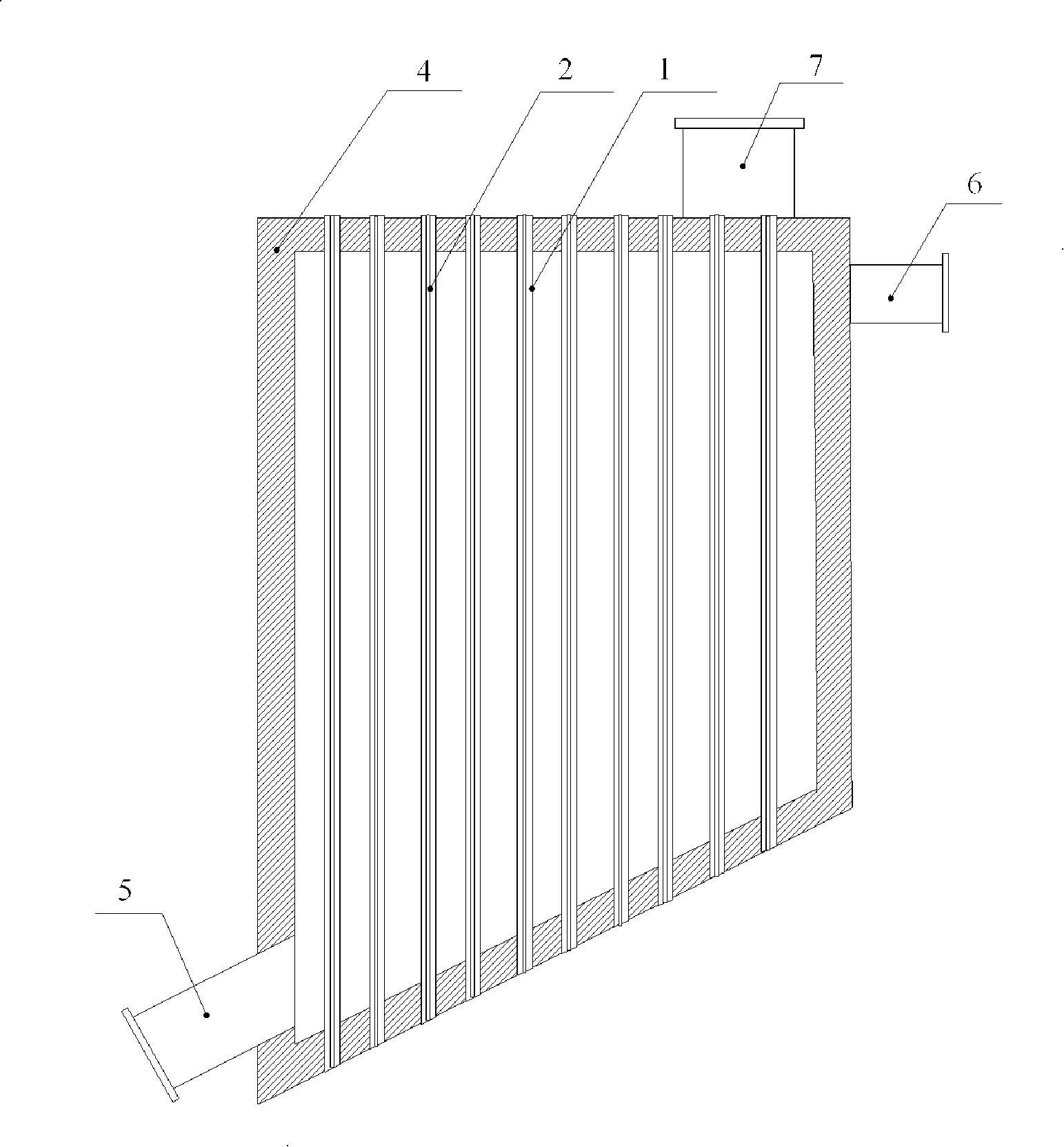 Method for eliminating local partial pressure in vacuum smelting reduction still and used reduction still