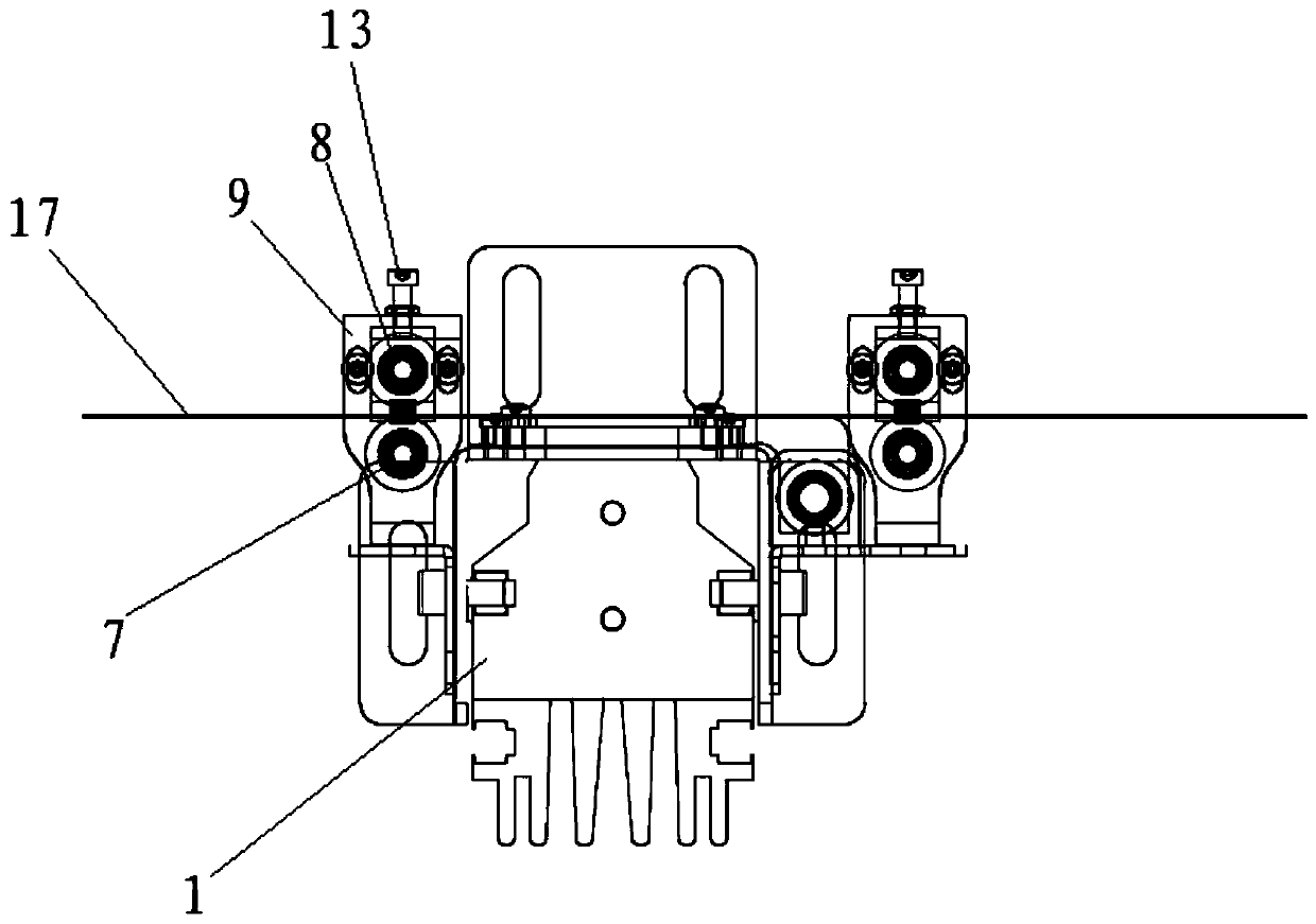 Double-roller-shaft light blocking device