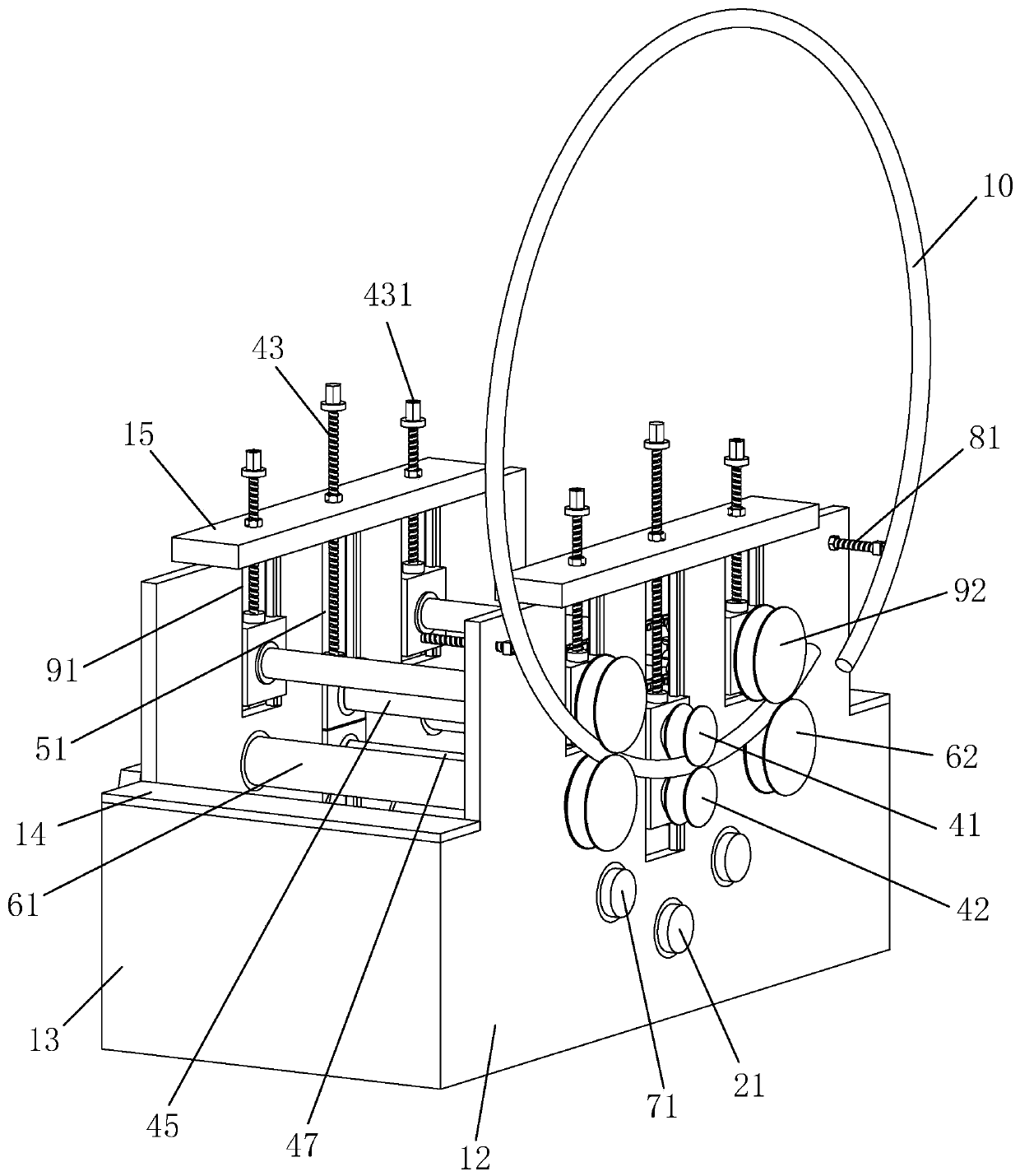 Double-curvature profile bending machine