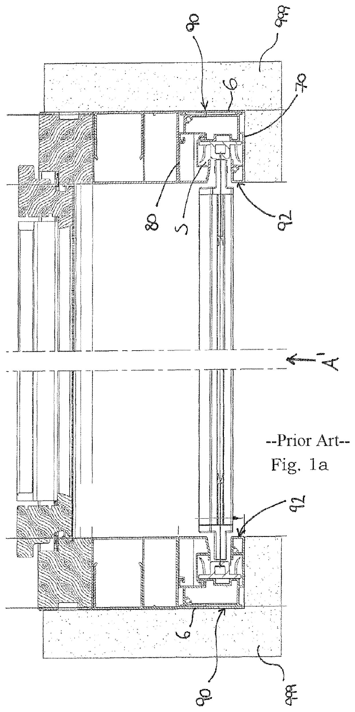 Upright for a shading system, removable flange of the upright and corresponding coupling means