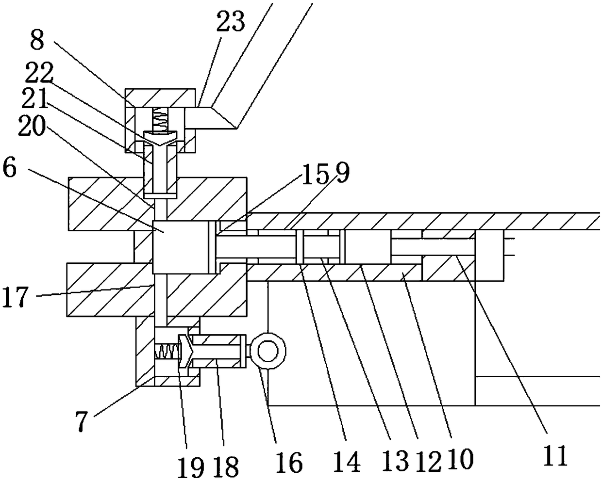 Chemical liquid reaction kettle capable of uniformly conveying materials