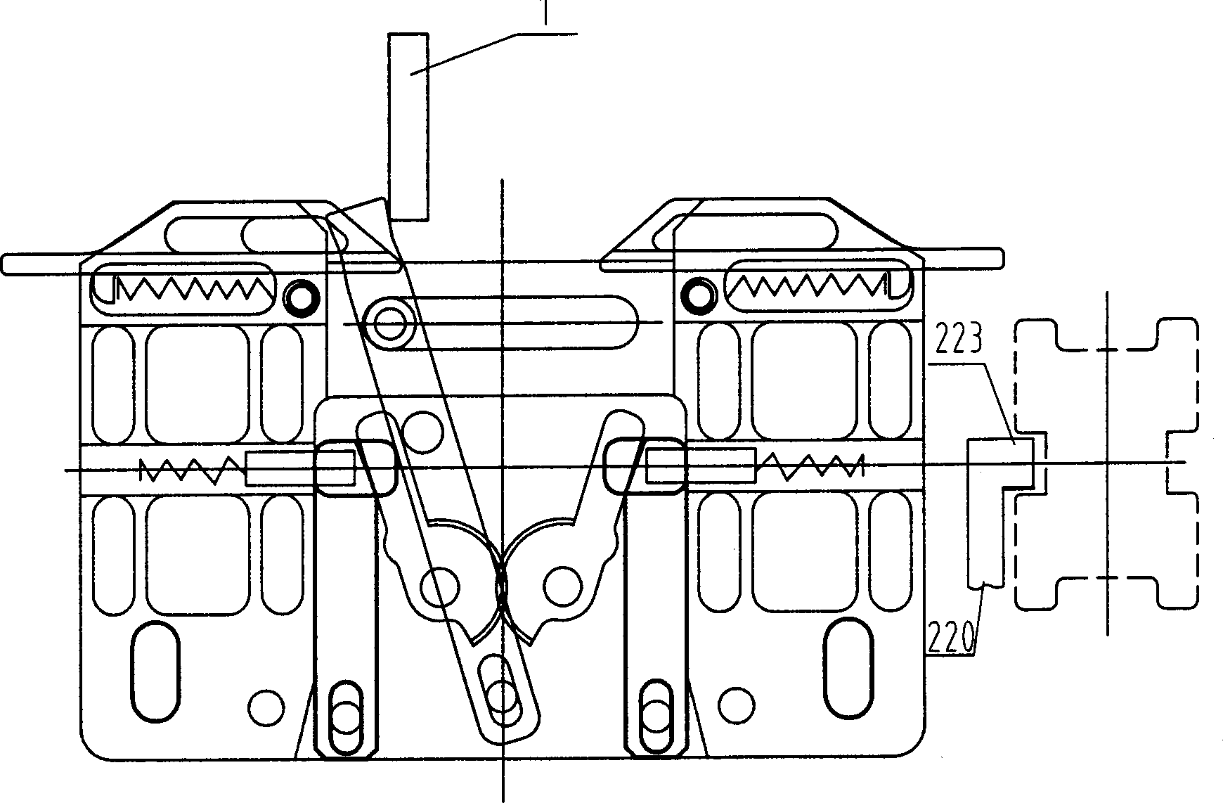 Intersia pattern shuttle box for flat-bed knitting machine