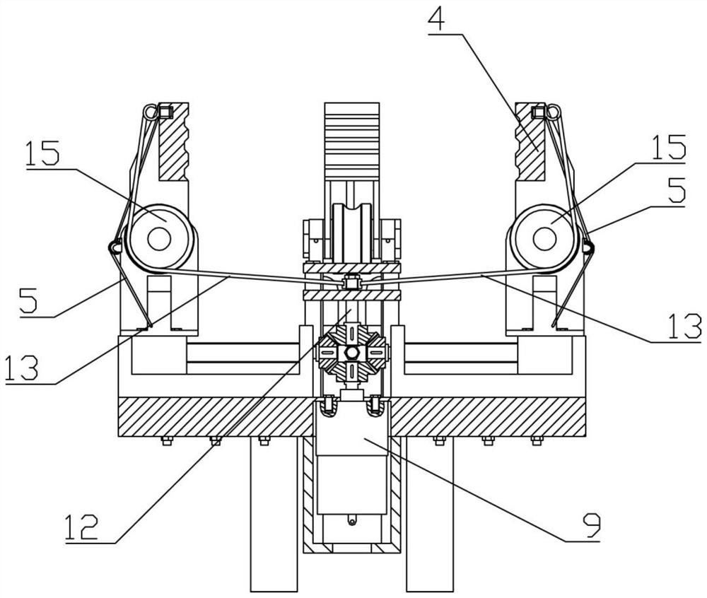 Self-adaptive rigid gripper