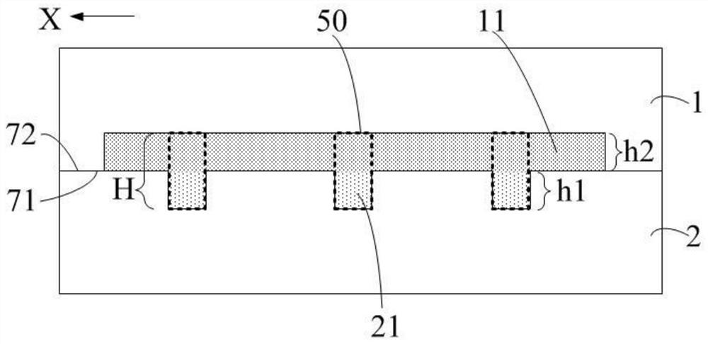 Microfluidic device and manufacturing method thereof, and microbead screening method