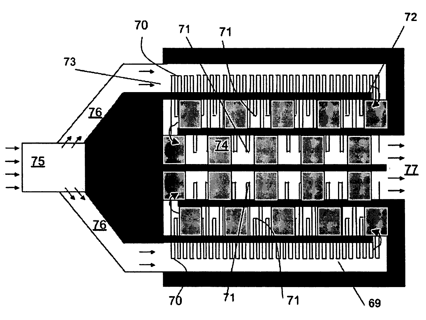 Thermoelectric sensor for analytes in a fluid and related method