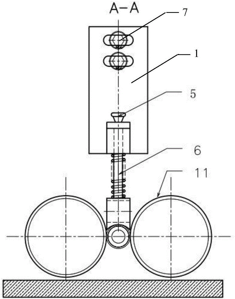 Feeding protection mechanism for horizontal thread rolling machine