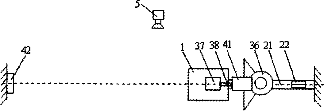 Device for measuring walking and creeping characteristics of insect on three planes