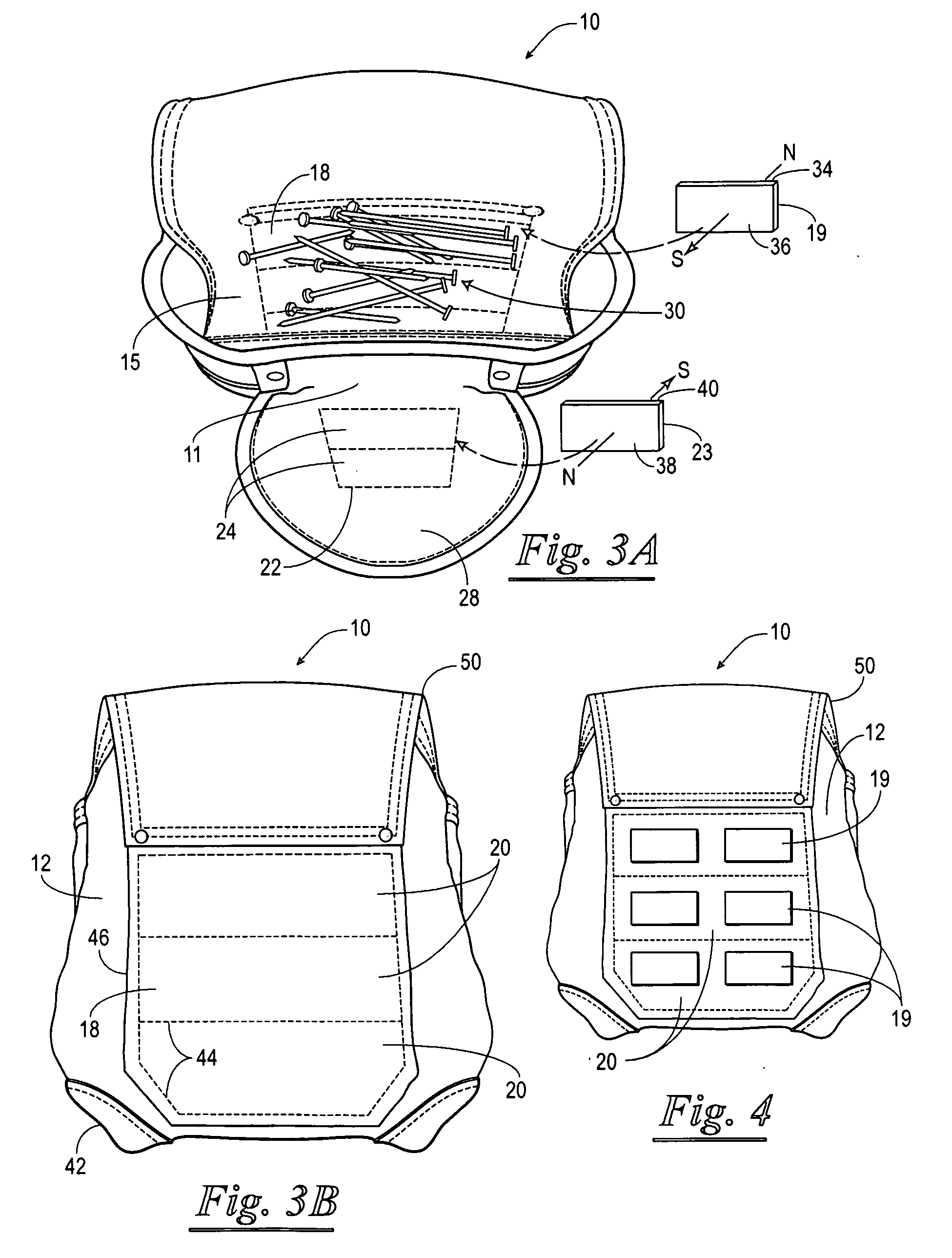 Tool pouch with magnets