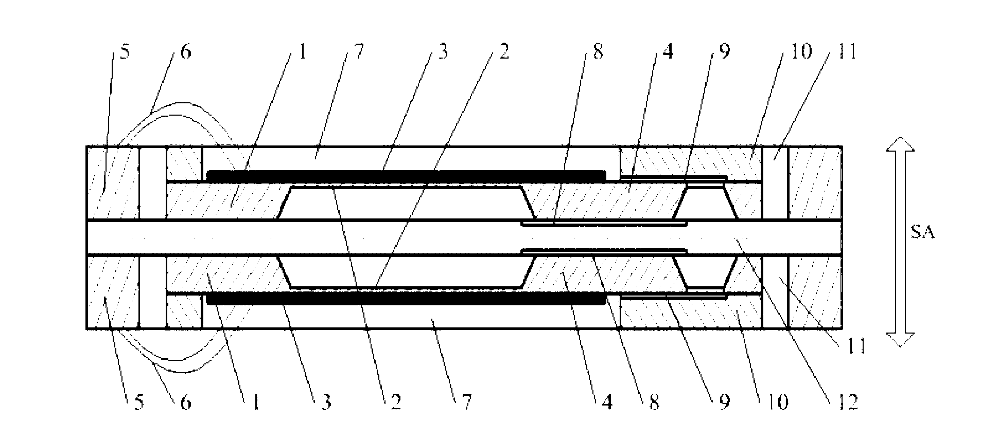 Silicon substrate differential motion quartz acceleration sensor