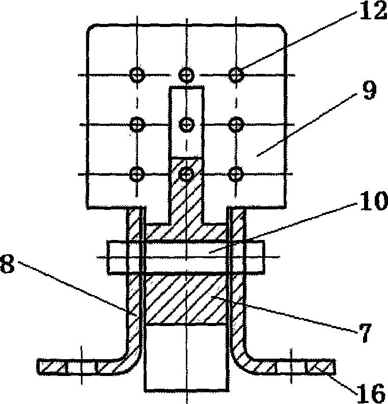 Feeding mechanism and operation method of timber processing machine