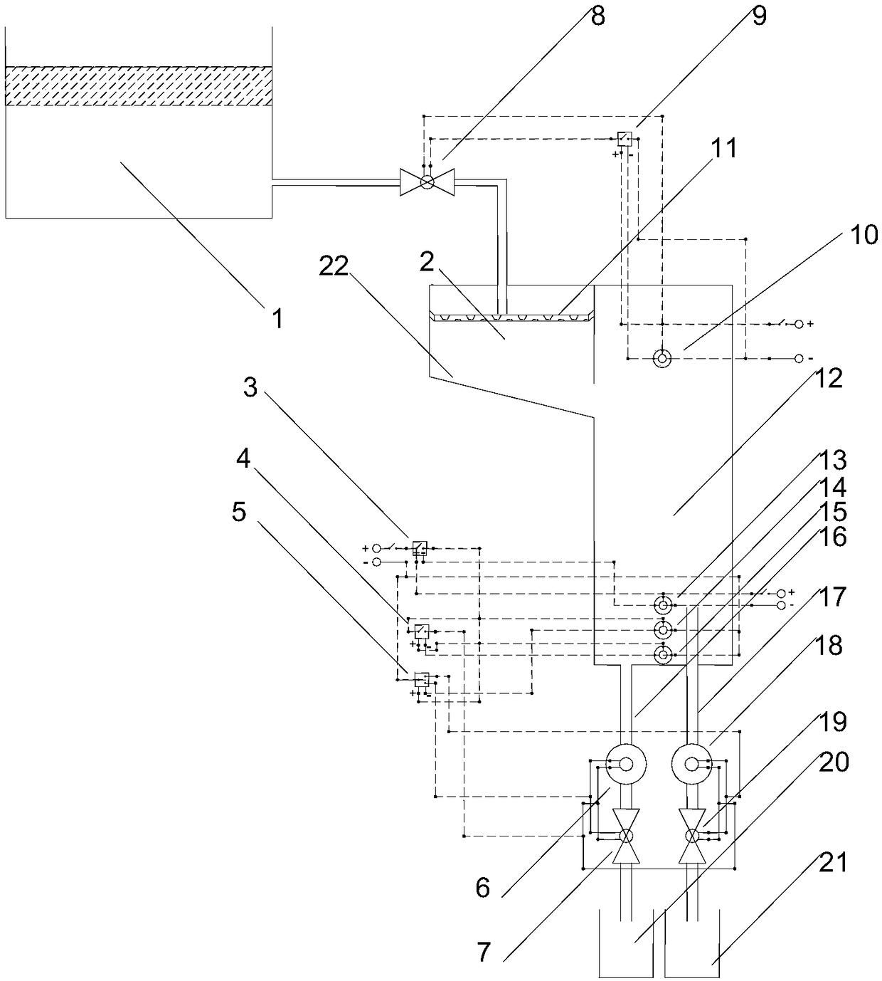 Photoelectric induction type oil-water two-phase automatic separating device