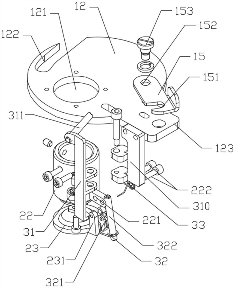 Bead embroidering and supplementing device capable of intelligently supplementing beads and bead embroidering machine