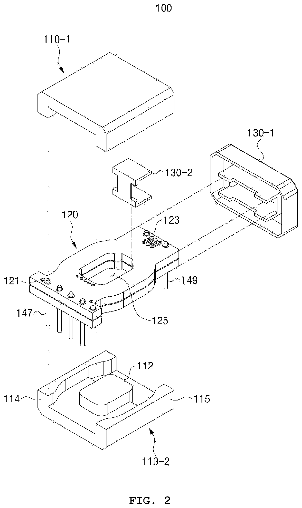 Planar transformer employing insulating structure for performance improvement