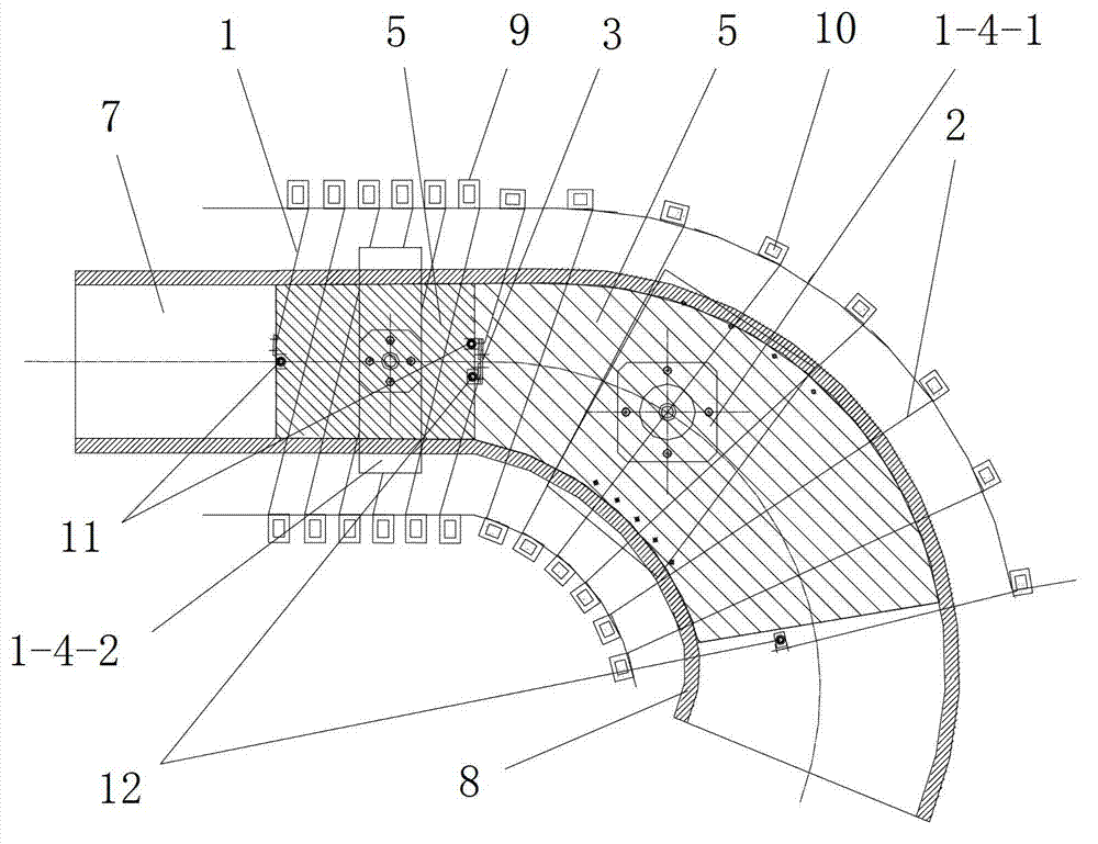 Detachable electromagnetic induction heater for diameter-expanded bend-pushed large-diameter elbow