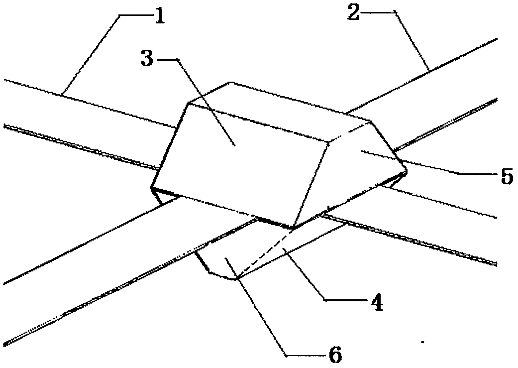 A joint injection molding type polypropylene geogrid and a preparation method thereof