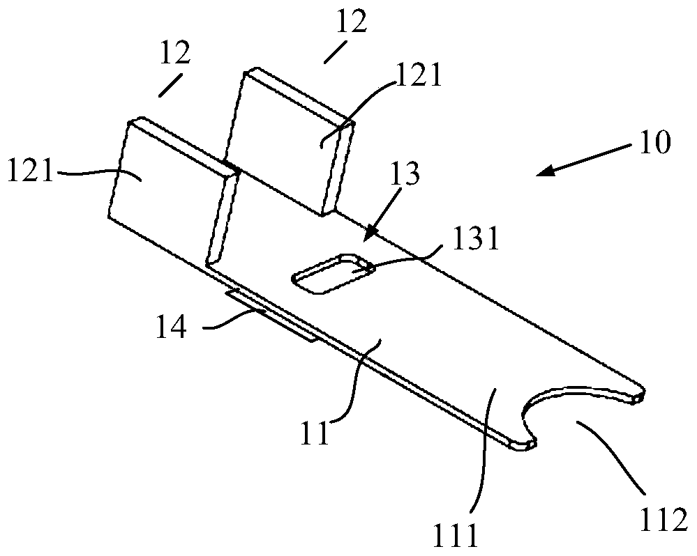 Connecting piece, cover plate assembly, and battery