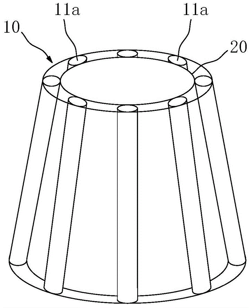 Blue-green algae extruding and crushing device