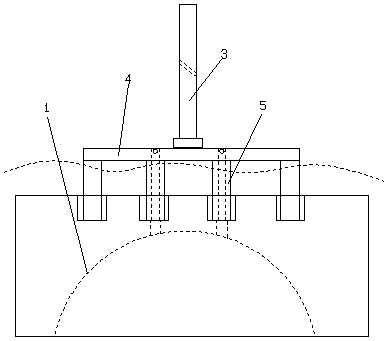 Anode structure for increasing exhaust rate of electrolysis gas from aluminum electrolysis cell