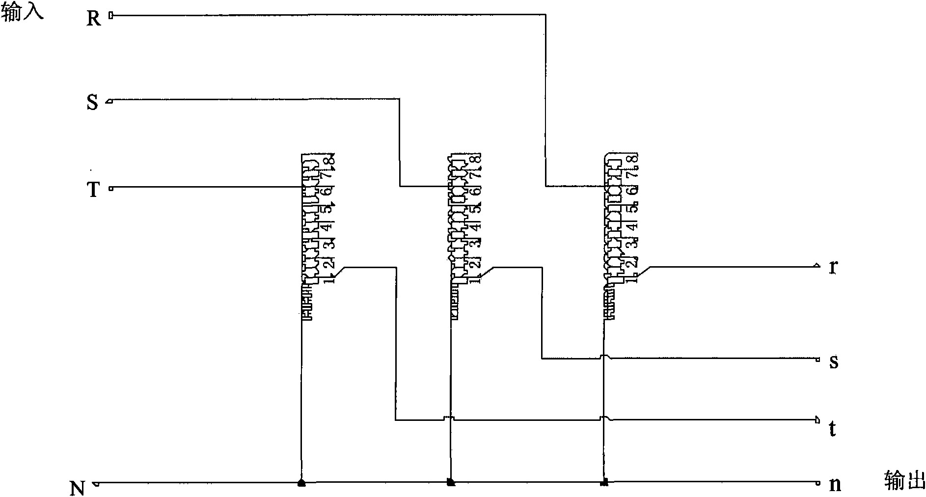 High-voltage power-saving voltage regulator