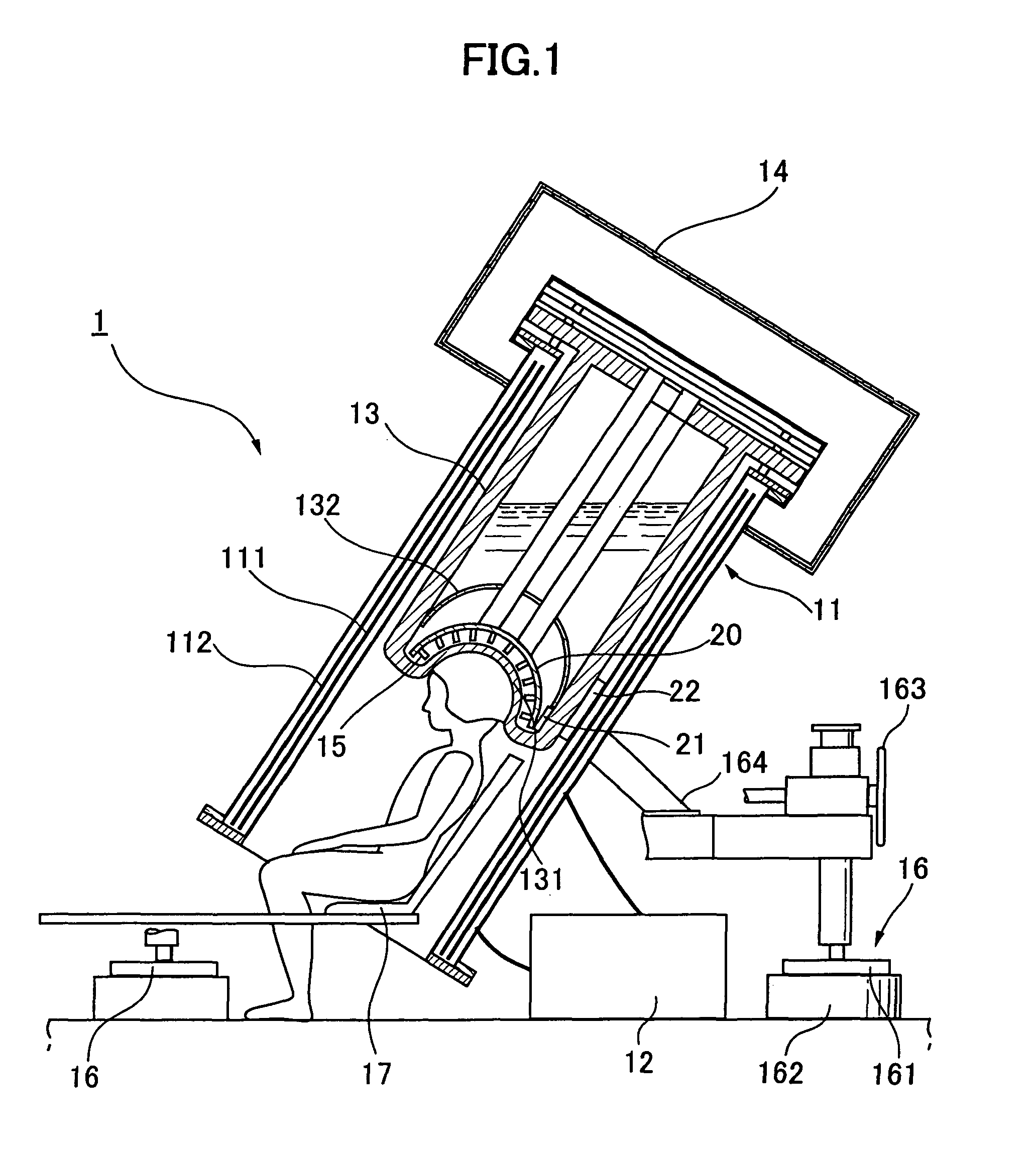 Apparatus for measuring the neuro-magnetic field from a human brain and method for operating the same