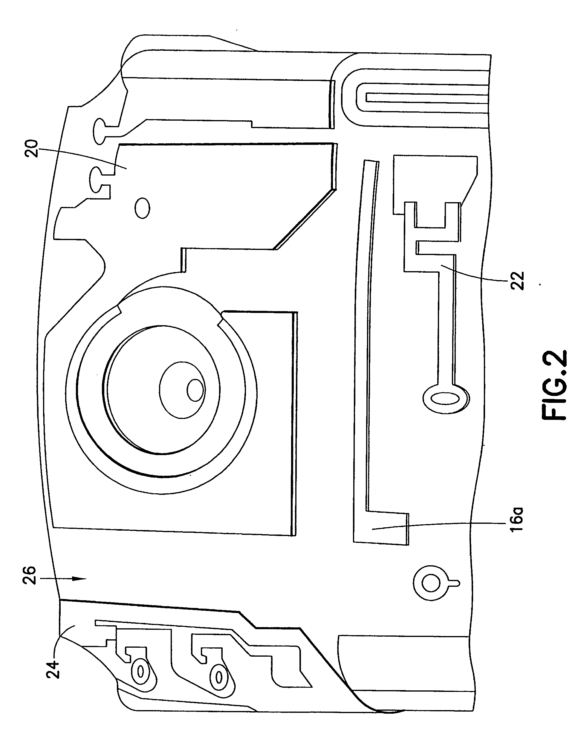 Isolation between antennas using floating parasitic elements