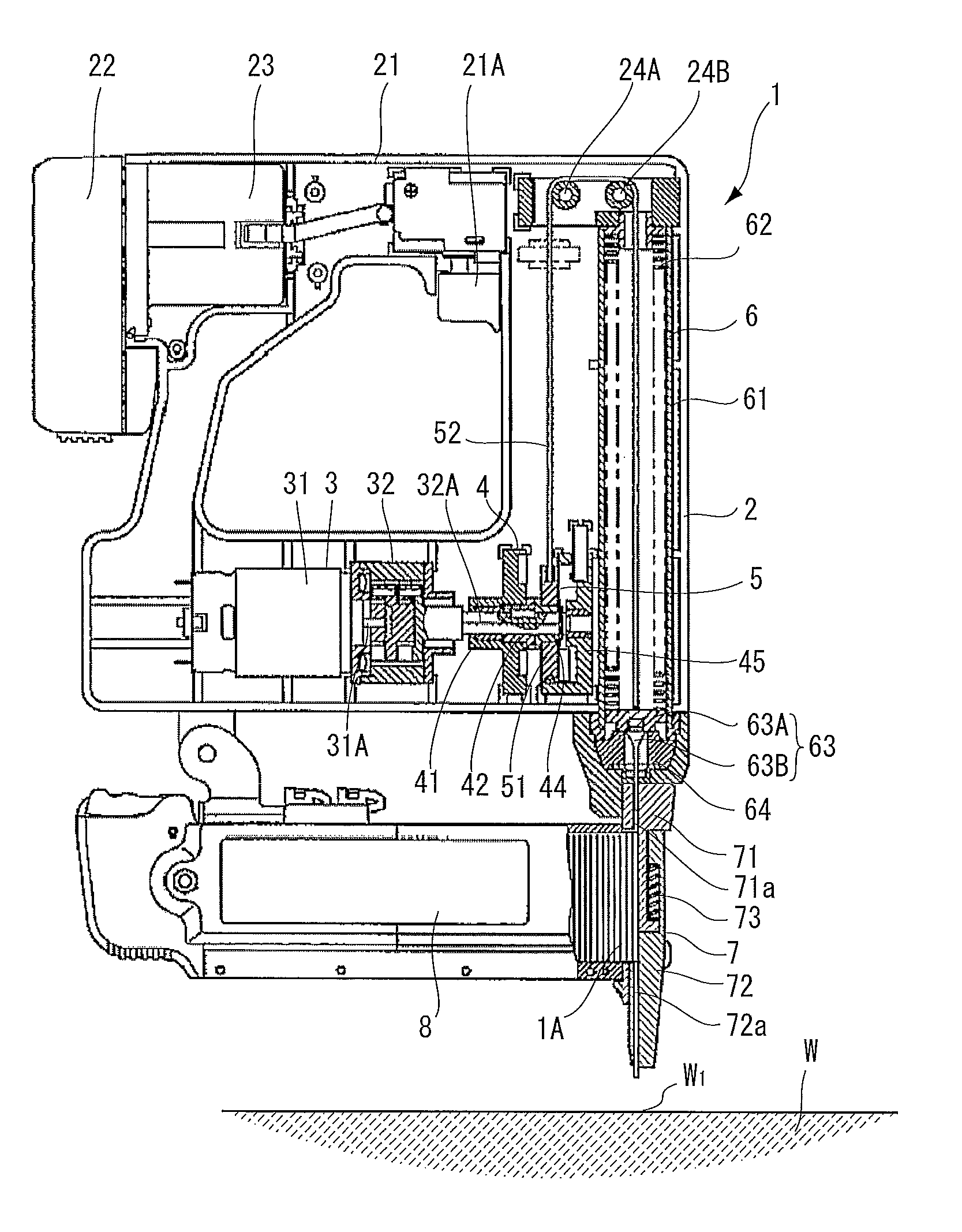 Fastener driving tool