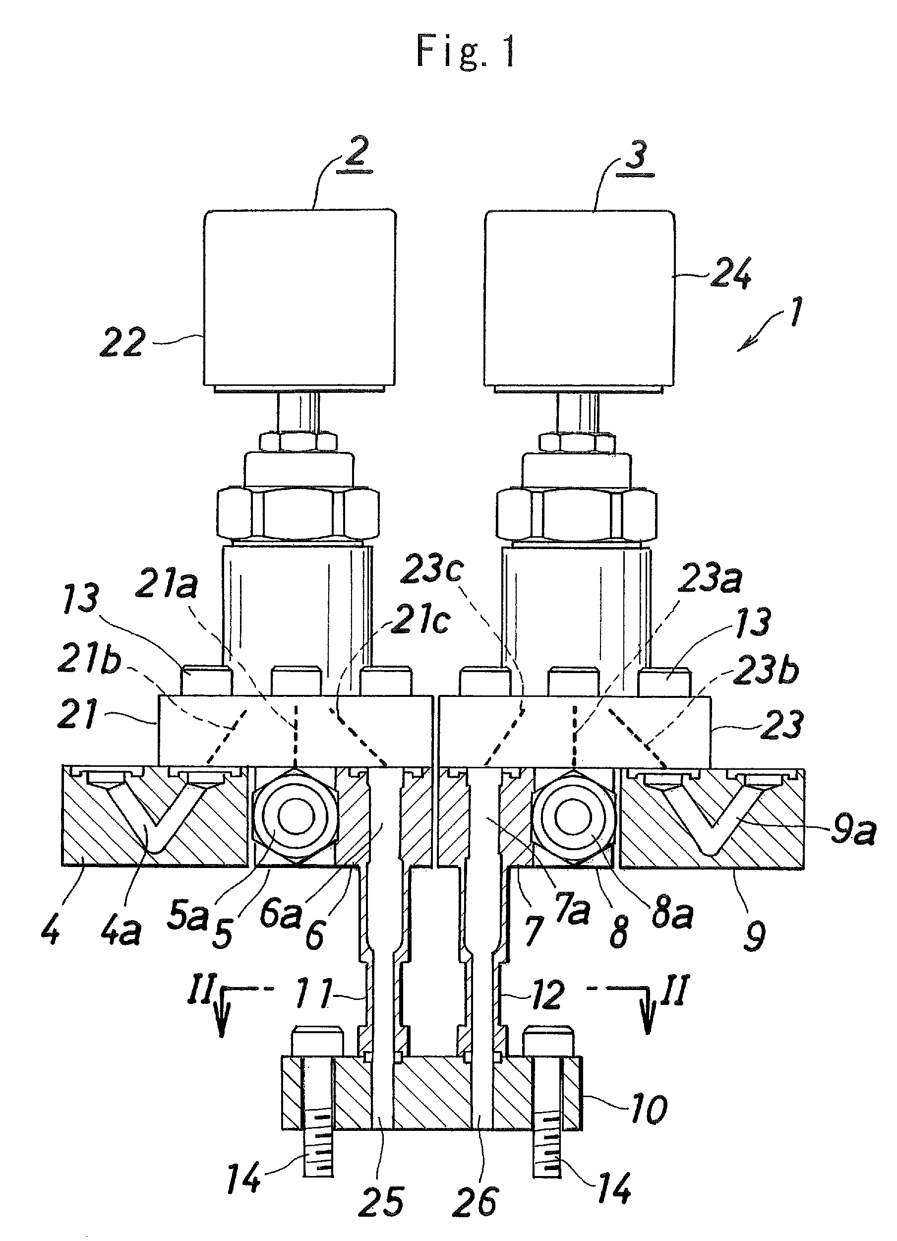 Fluid control device