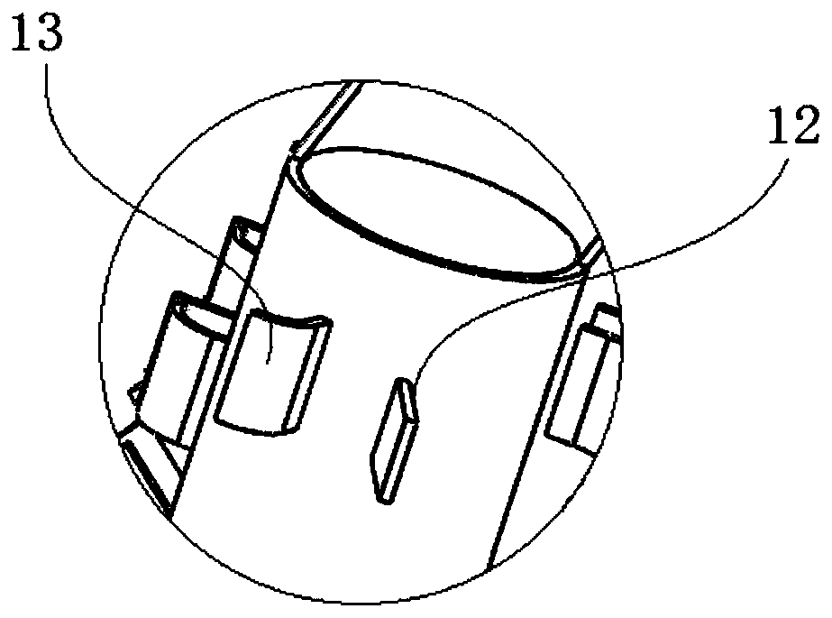 Peanut soil-removing and fruit-picking device