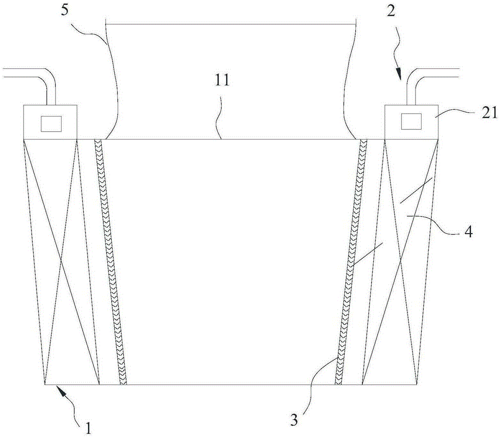 Cross-flow type cooling tower capable of saving water and eliminating mist