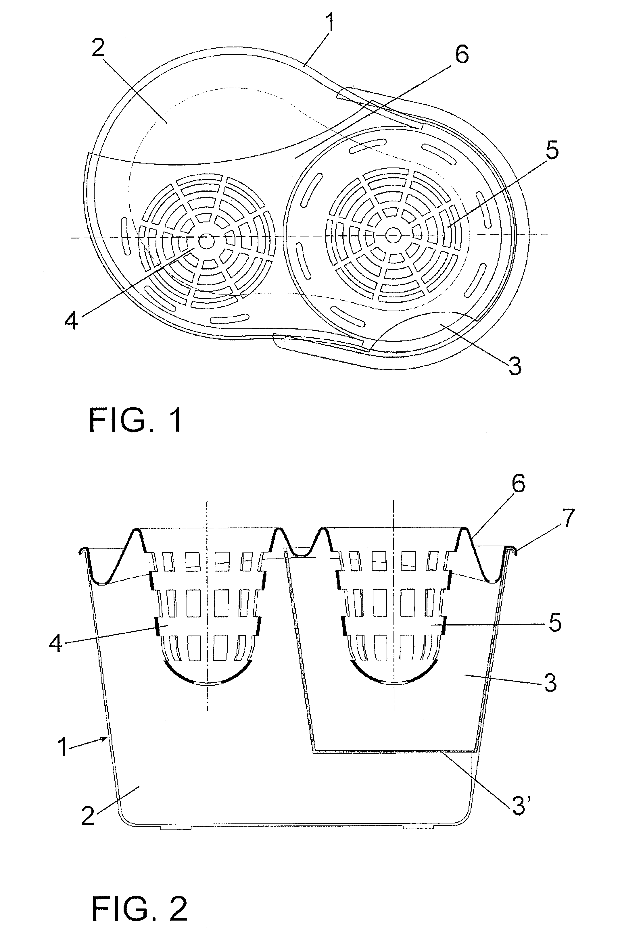 Mop bucket with two compartments