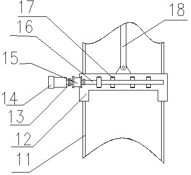 Horizontal feeding device applicable to paper board shaped materials