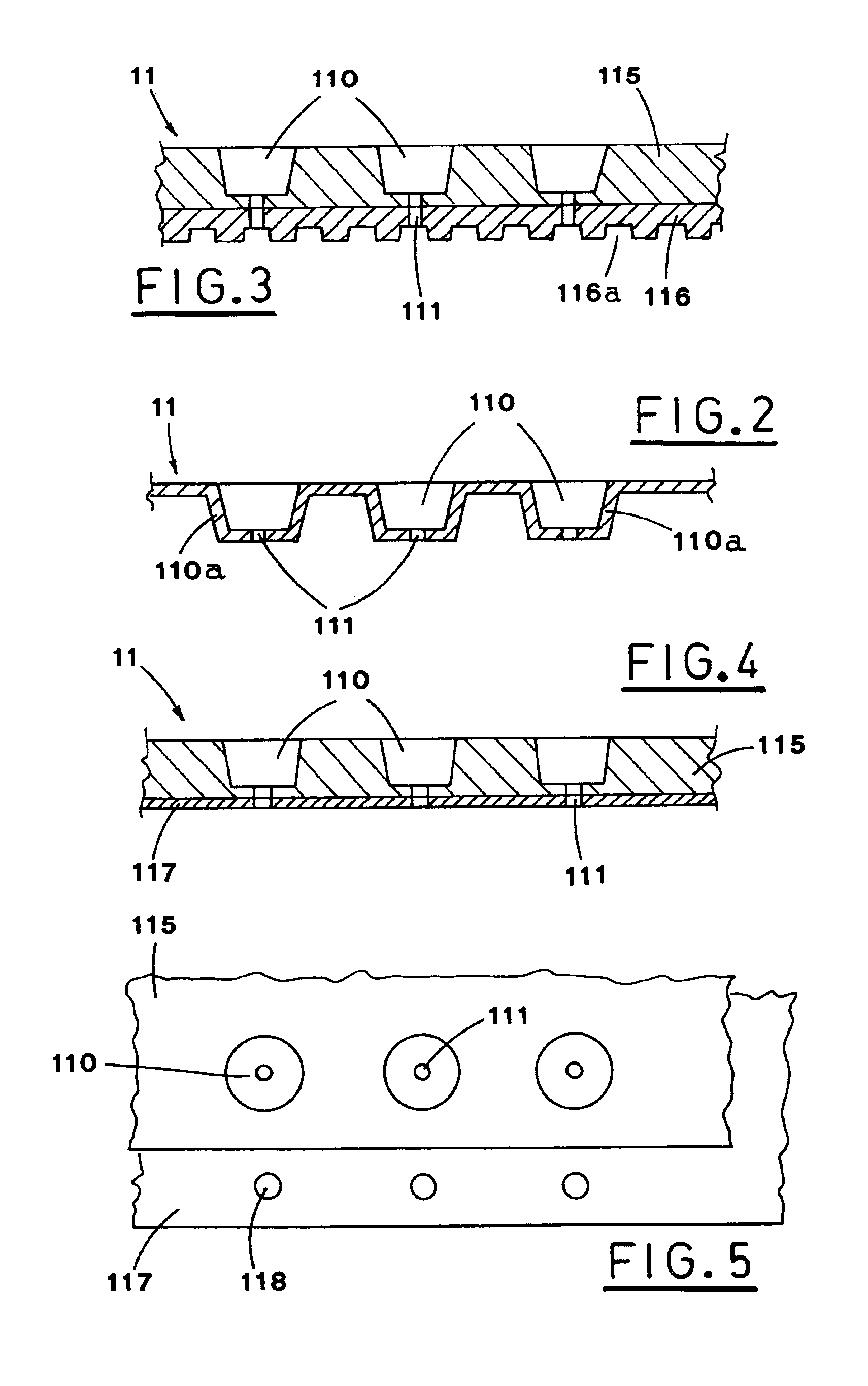 Unit for feeding products to a blistering machine