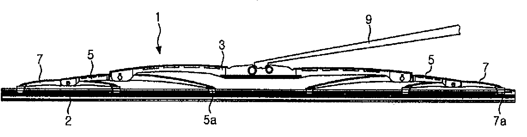 Wiper blade with heating elements