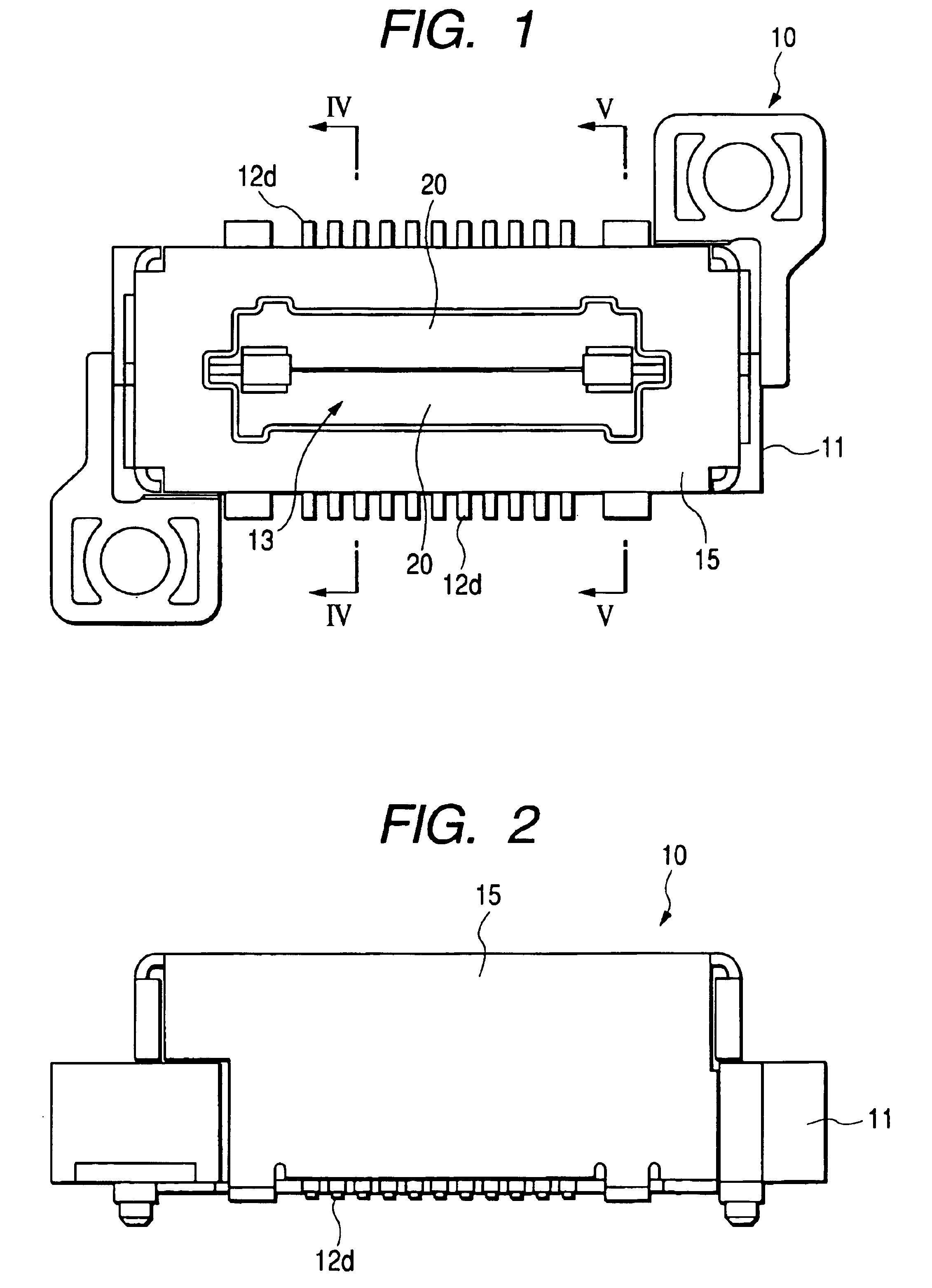 Connector provided with shutter