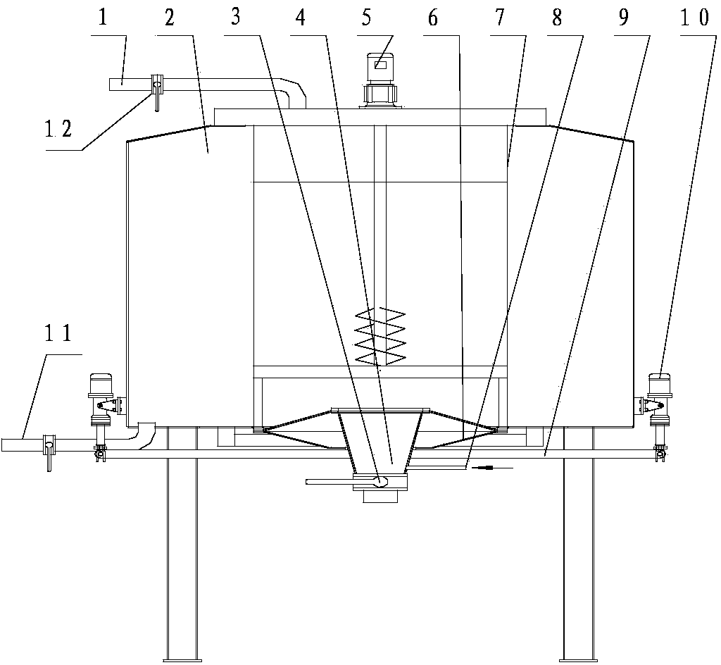 Solid-liquid separator with function of automatically separating and cleaning sundries in faeces