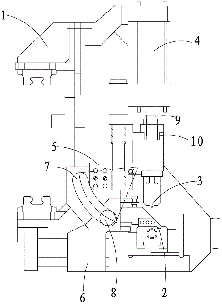 A pipe cutting device