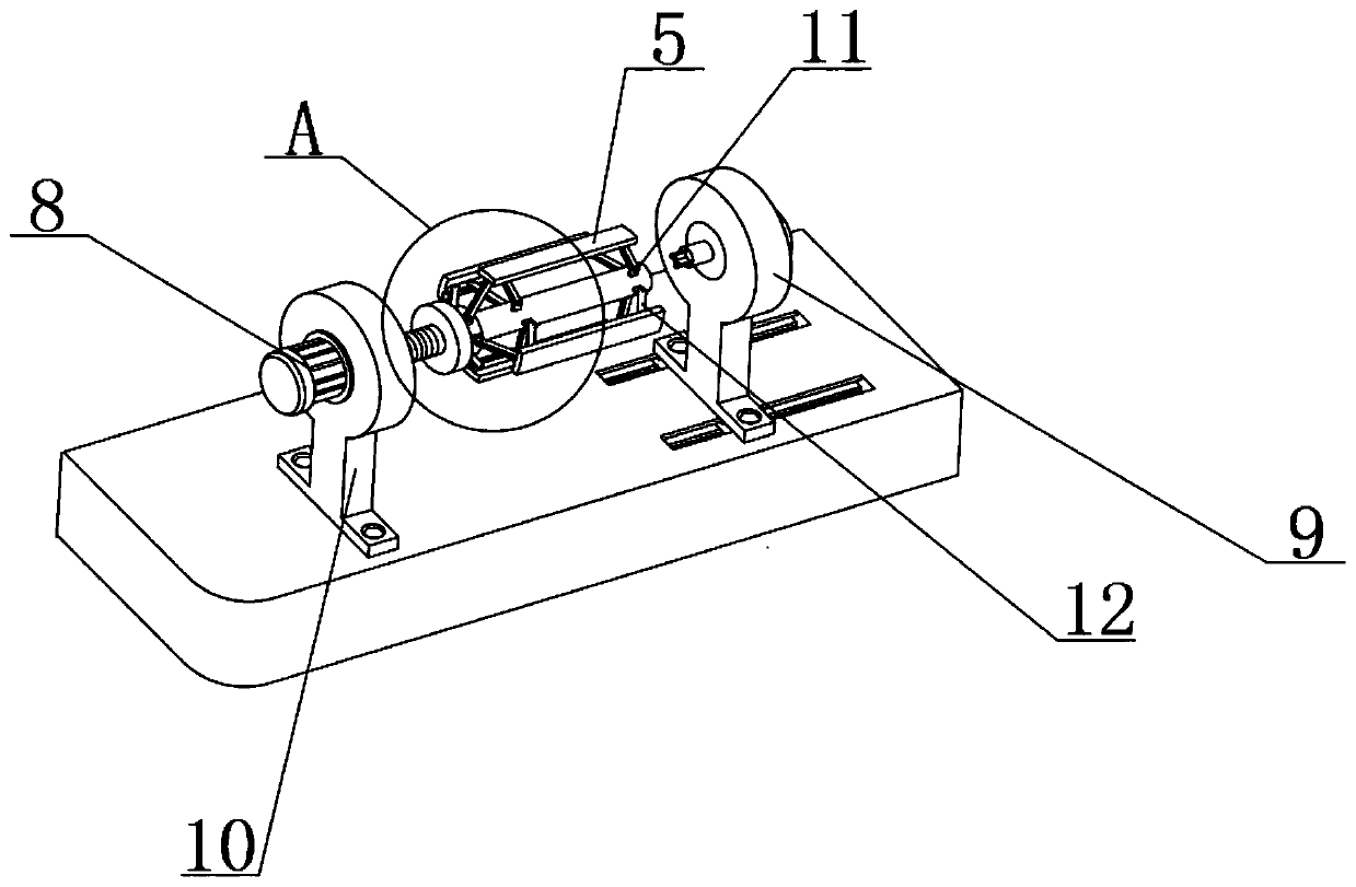 Multi-station working platform for machining