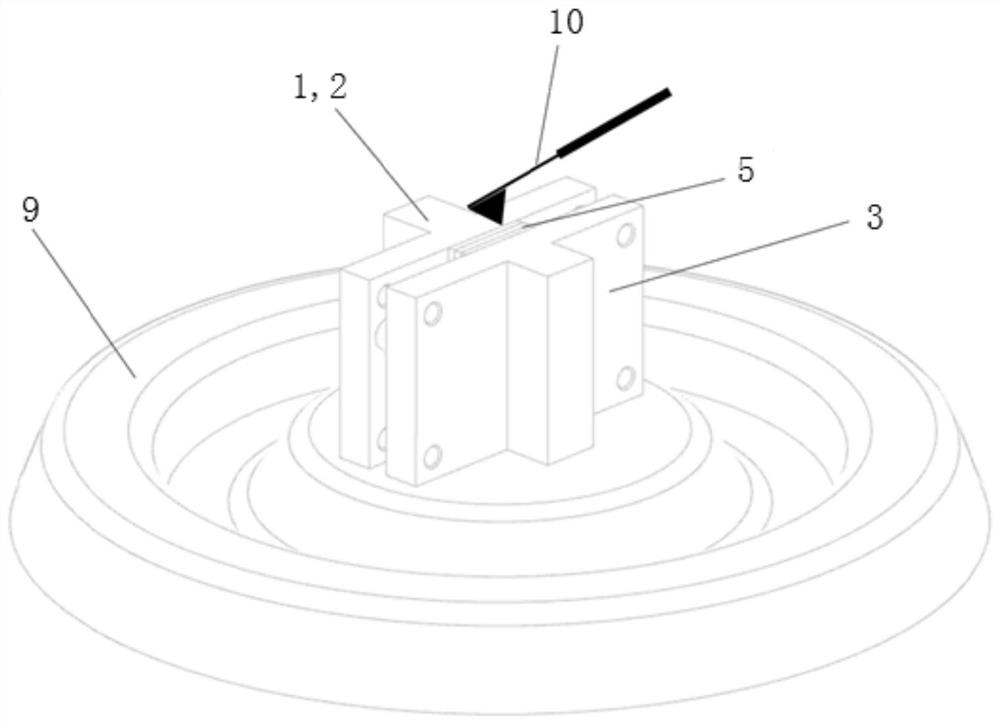 A device for observing the surface interface of variable temperature solid-state batteries by in-situ electrochemical atomic force microscopy