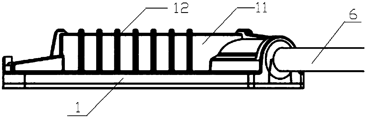 A press-button junction box dedicated to cadmium telluride thin film components